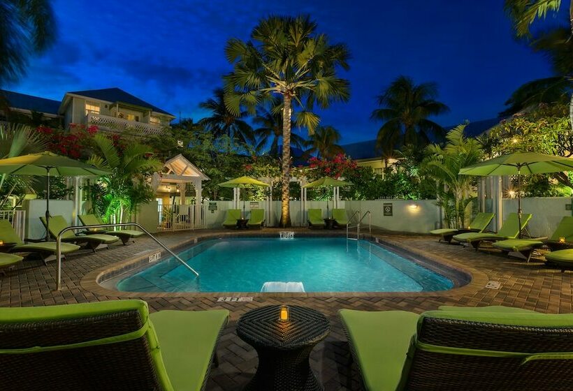 キングサイズベッドのスタンダードルーム, Southernmost Beach Resort