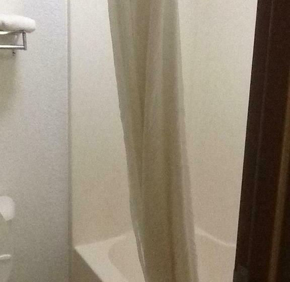 スタンダードルーム, Super 8 By Wyndham Kennett