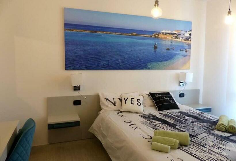 标准间, Struttura Re Barbaro