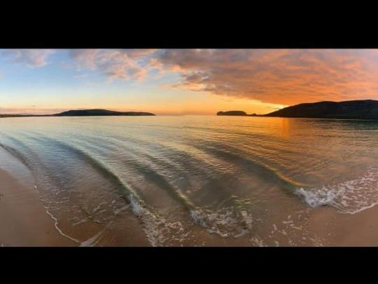 标准间, Struttura Re Barbaro