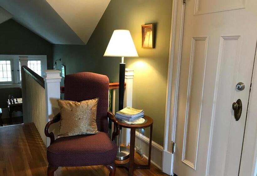 스탠다드 발코니 룸, Stirling House