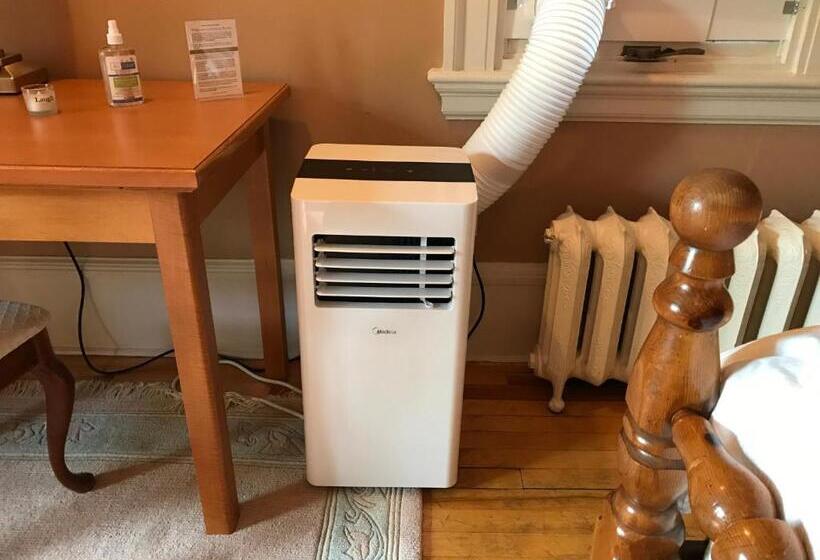 스탠다드 룸, Stirling House