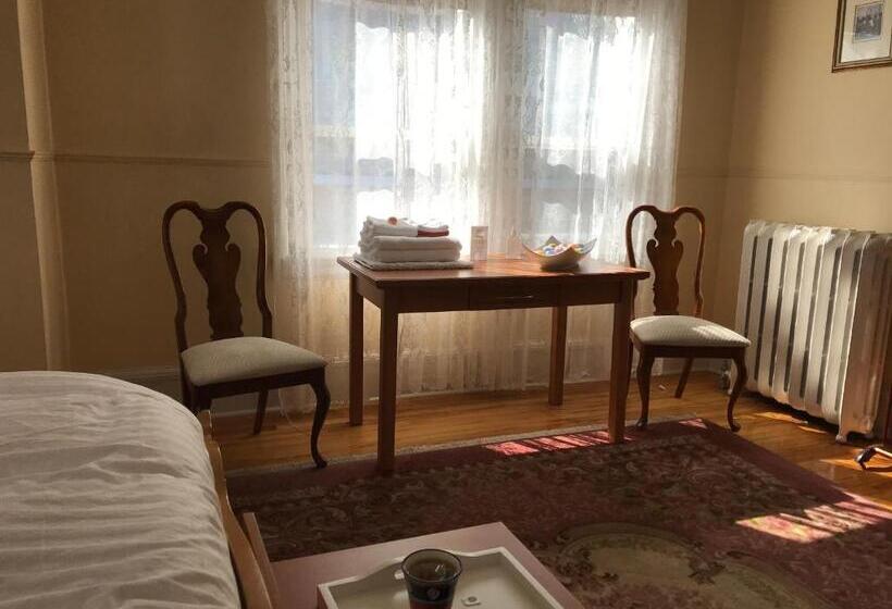 스탠다드 룸 킹사이즈 침대, Stirling House