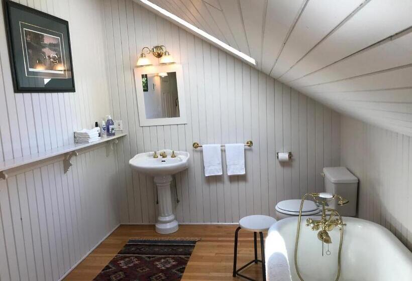 스탠다드 룸 킹사이즈 침대, Stirling House