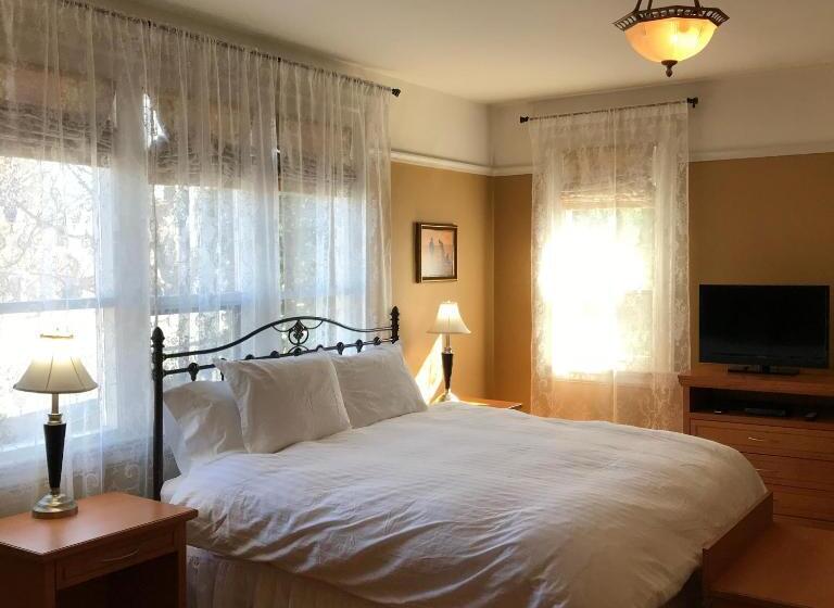 스탠다드 룸 킹사이즈 침대, Stirling House