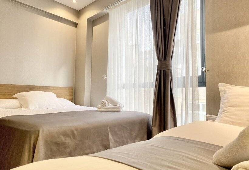 Habitació Triple Estàndard, Concept Royal Edirne