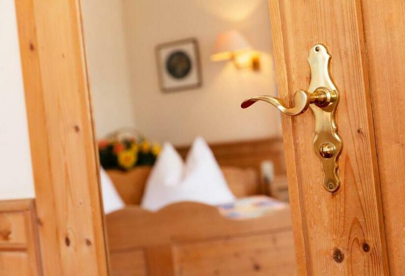 اتاق استاندارد, Hoyacker Hof