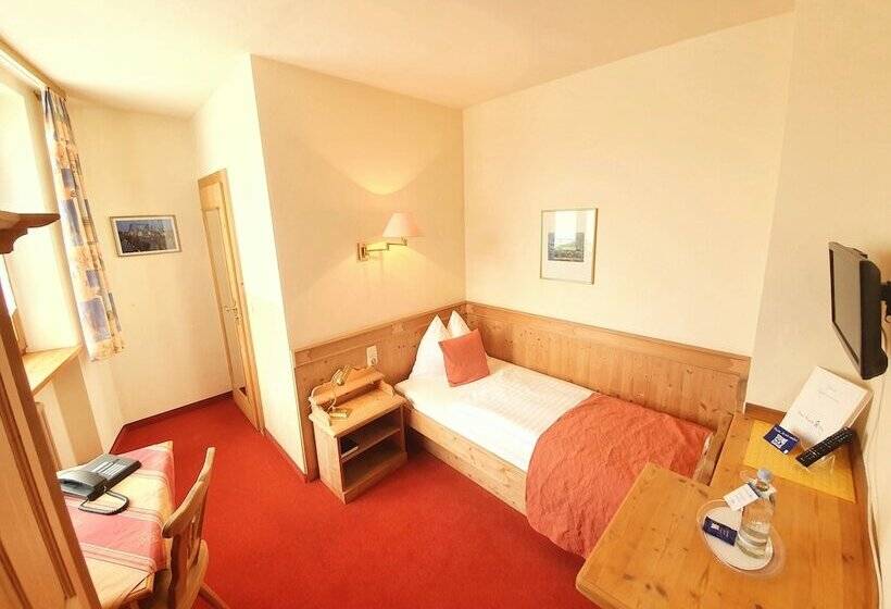 اتاق استاندارد یک نفره, Hoyacker Hof