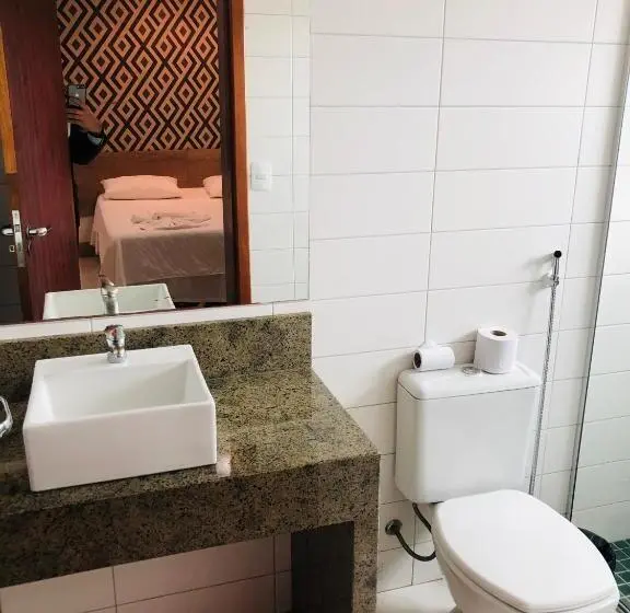 デラックスルーム, Shelton Palace
