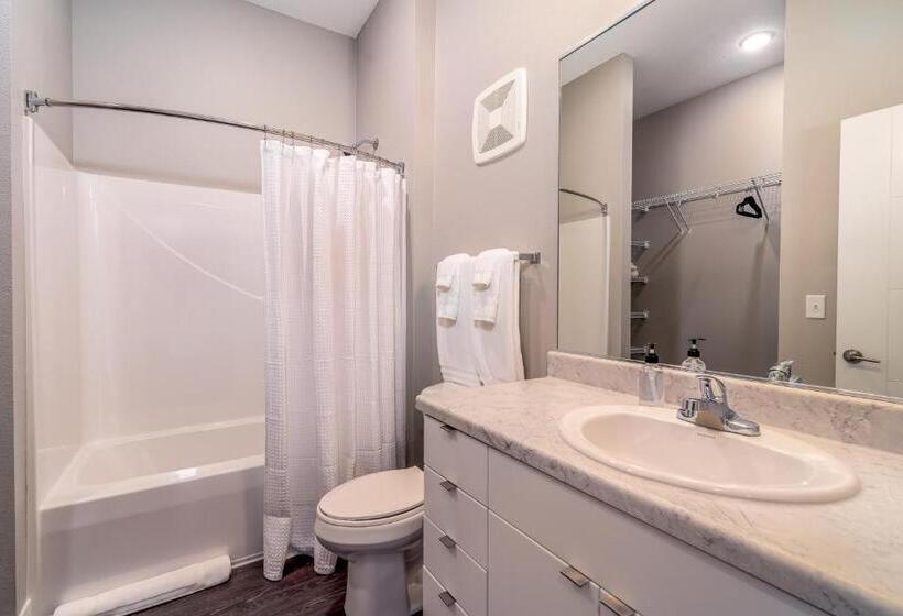 דירת שני חדרים, Kasa Downtown Des Moines