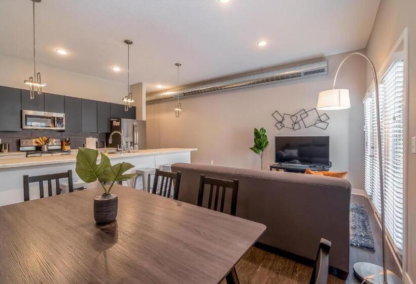 דירת שני חדרים, Kasa Downtown Des Moines