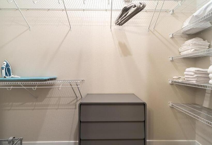 דירת שני חדרים, Kasa Downtown Des Moines