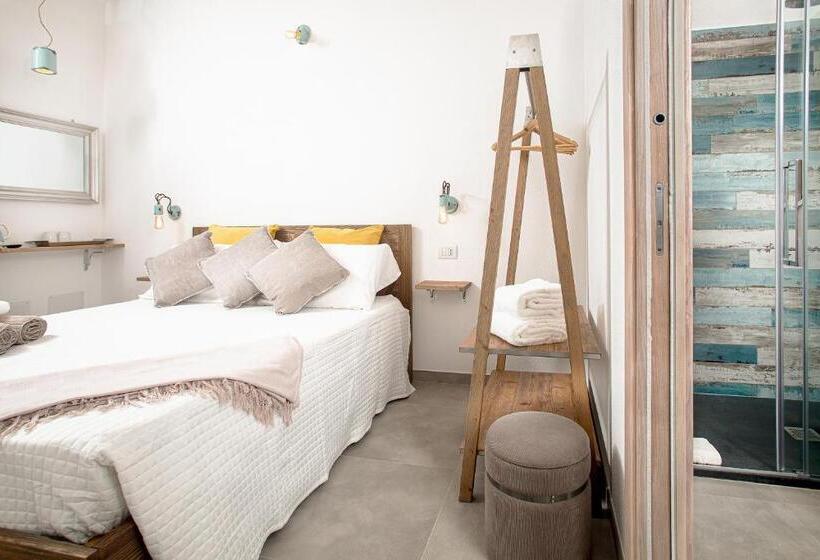 اتاق استاندارد با تخت بزرگ, La Casa Di Memmi Suites & Rooms