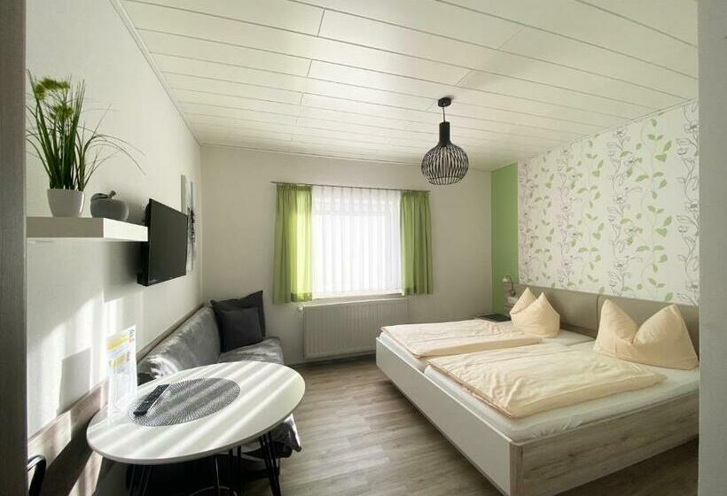 标准三人间, Landgasthof Kanz
