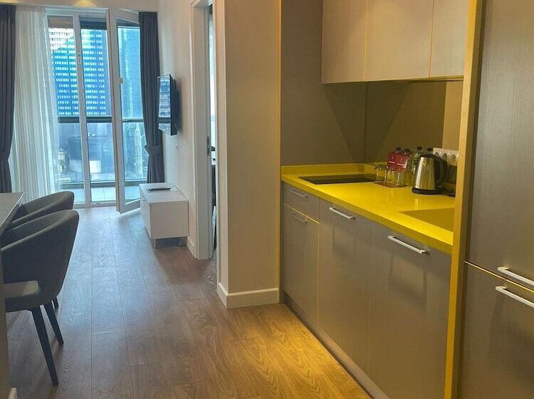 سوییت خانوادگی, Alliance Palace Batumi 37