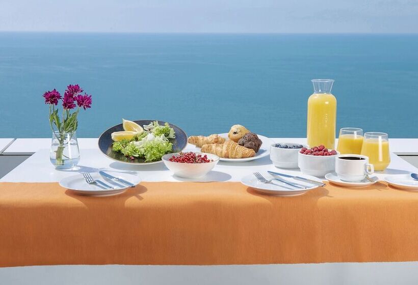 سوییت خانوادگی, Alliance Palace Batumi 37