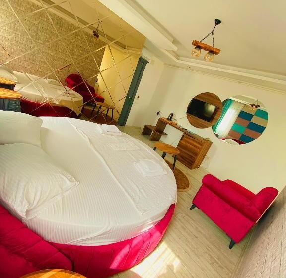 标准间带漩涡浴缸, Vm Resort Otel Mersin