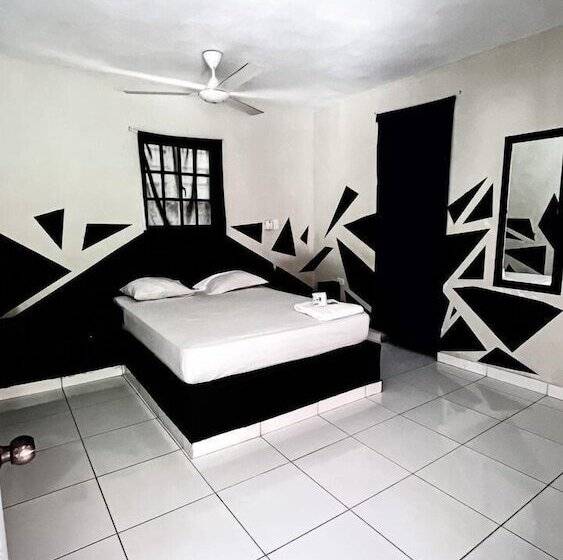 스탠다드 룸, Punto4