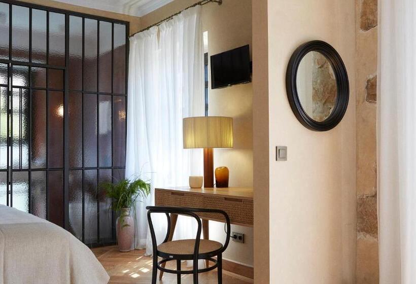 سوییت خانوادگی, Boutique Hotel Mendi Argia
