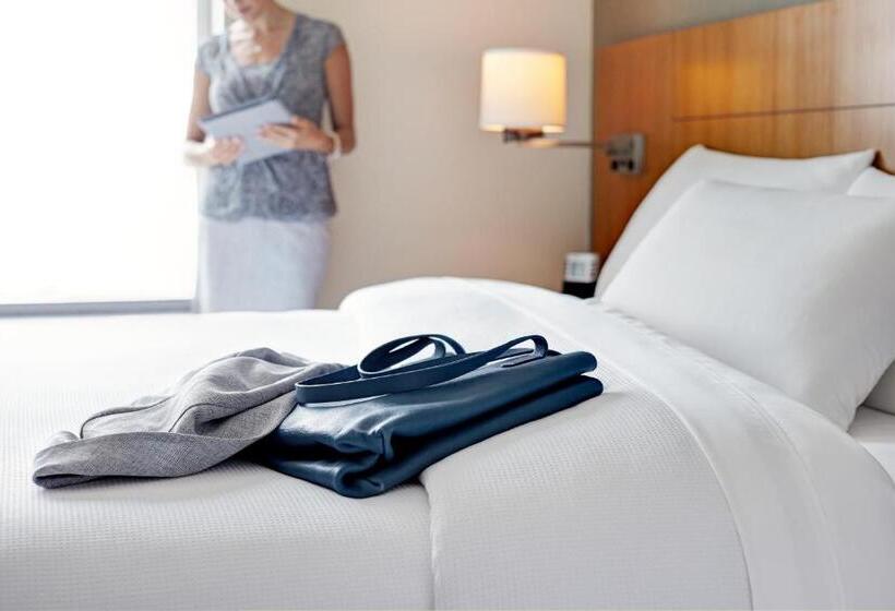 장애인을 위한 스탠다드 룸, Hyatt Place National Harbor