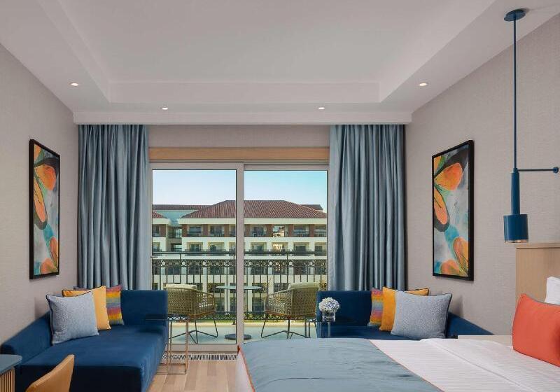 اتاق لوکس با چشم‌انداز باغ, Rixos Water World Aktau   Theme Park Free Access