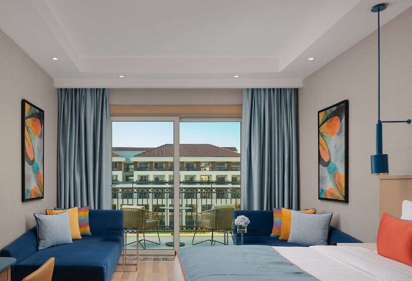 اتاق لوکس با چشم‌انداز باغ, Rixos Water World Aktau   Theme Park Free Access