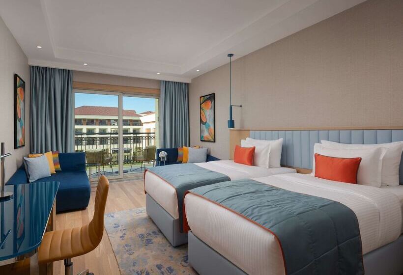 اتاق لوکس با چشم‌انداز دریا, Rixos Water World Aktau   Theme Park Free Access