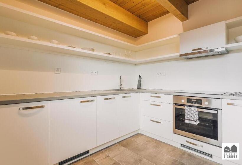 جناح جونيور ديلوكس, Resort Lednice   Eisgrub