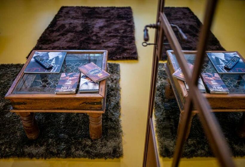 Апартаменты 1 Спальня Нижний Этаж, Villa Sardino