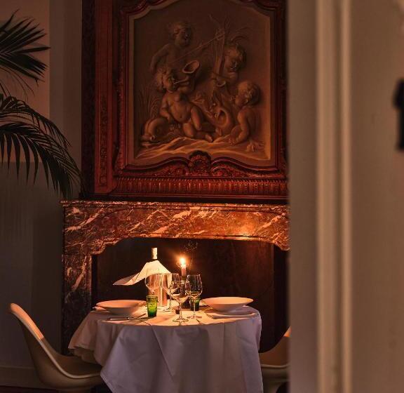 이그제큐티브 스위트, Eco Hotel Plantage Rococo