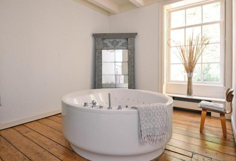 סוויטה אקזקיוטיב, Eco Hotel Plantage Rococo