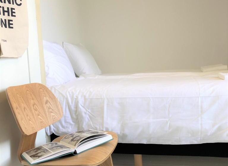 חדר אקונומי, Eco Hotel Plantage Rococo