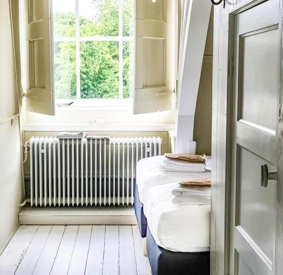 이코노미 룸, Eco Hotel Plantage Rococo