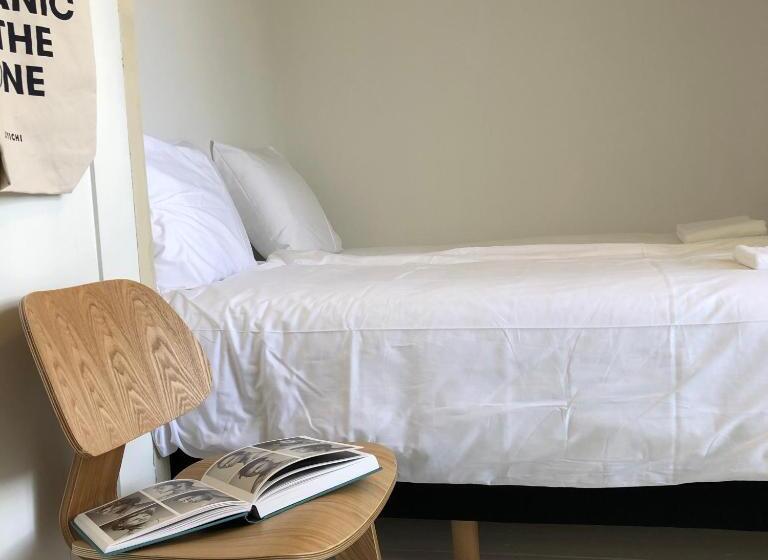 חדר אקונומי, Eco Hotel Plantage Rococo