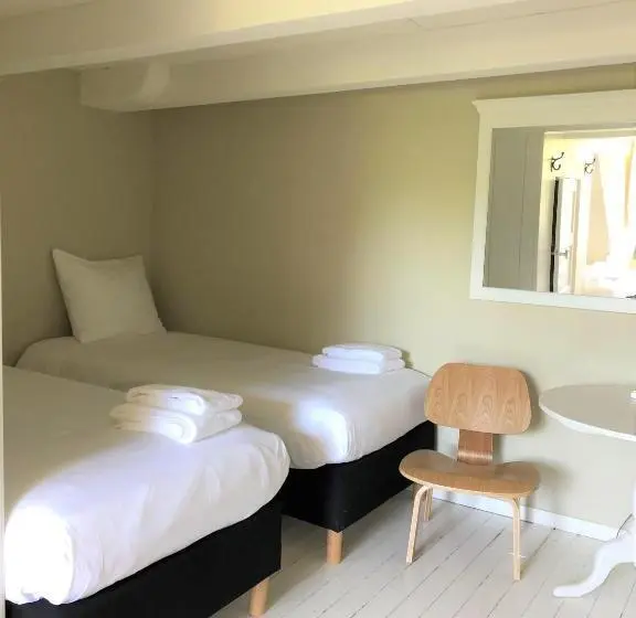 スタンダード４人部屋, Eco Hotel Plantage Rococo