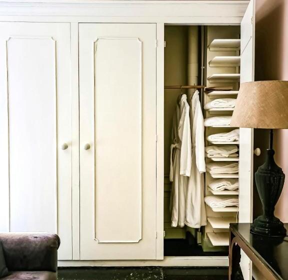 סוויטה דלוקס, Eco Hotel Plantage Rococo