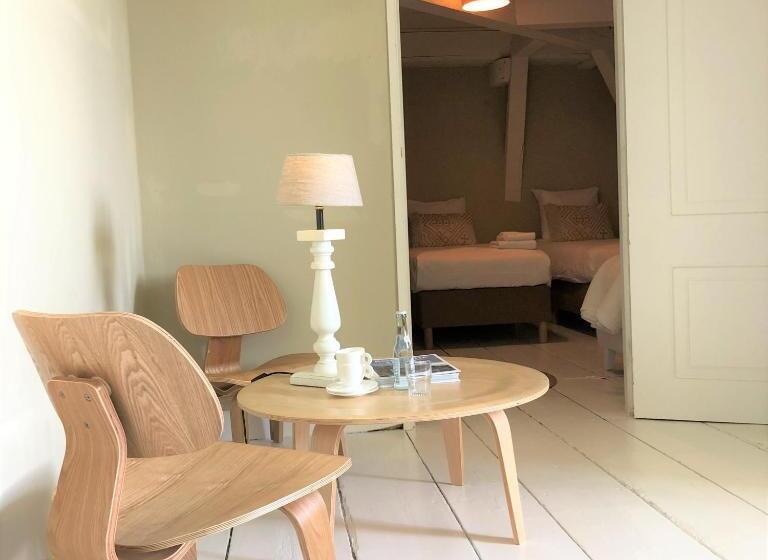 חדר סטנדרט לארבעה, Eco Hotel Plantage Rococo