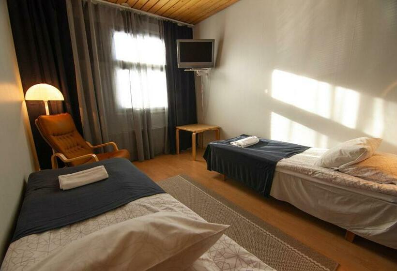 חדר סטנדרט יחיד, Li Peltohovi