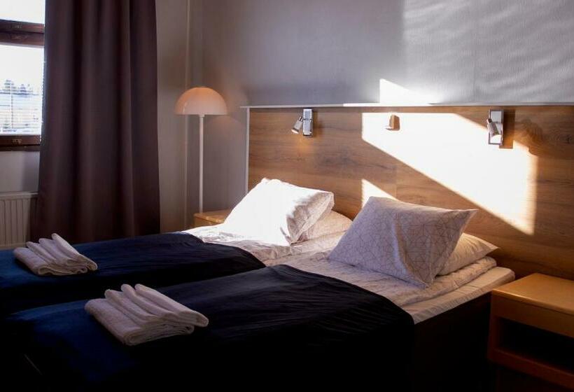 חדר סטנדרט, Li Peltohovi