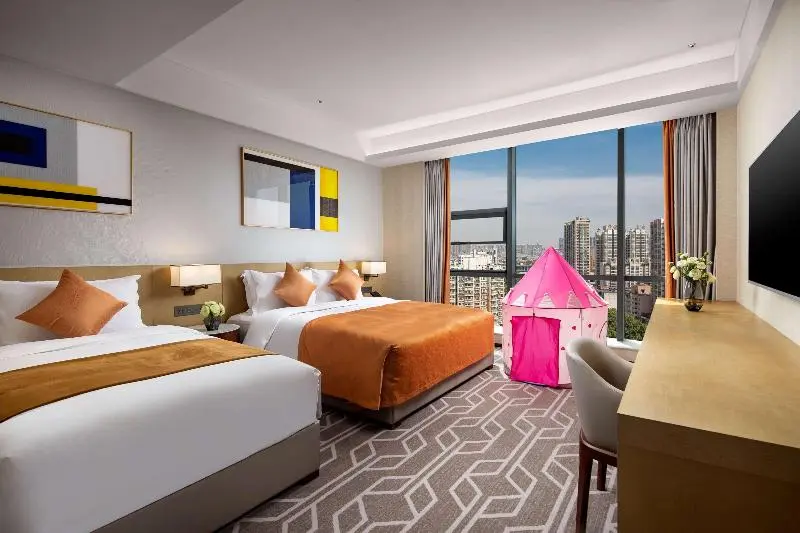 Perhehuone, Ramada By Wyndham Luoyang Downtown