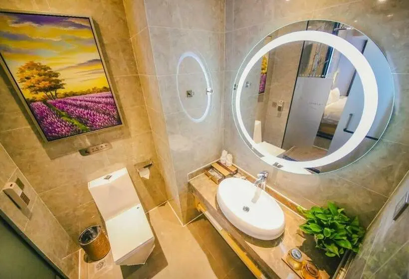 キングサイズベッドのデラックスルーム, Lavande Hotel Heyuan Zijin