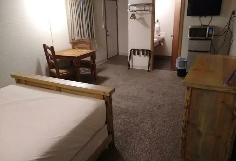 スタンダードルーム, Townhouse Motel