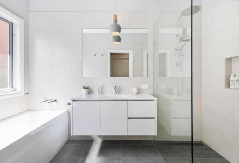 בית, חדר שינה 1, Hale Kupa Rye Beach House Spa Table Tennis