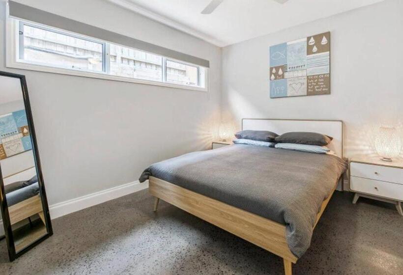 בית, חדר שינה 1, Hale Kupa Rye Beach House Spa Table Tennis