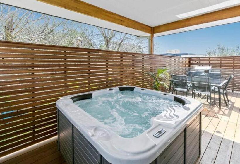 בית, חדר שינה 1, Hale Kupa Rye Beach House Spa Table Tennis