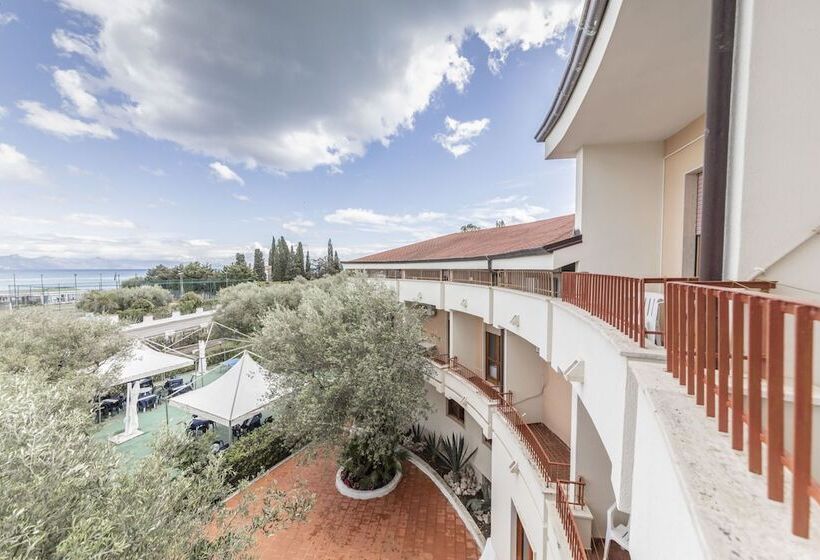 带海景的高档三人间, Il Villaggio Lì Cylentos