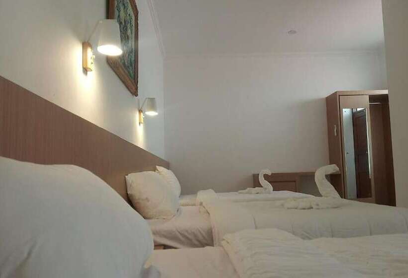 חדר משפחתי, Guest House Simalem