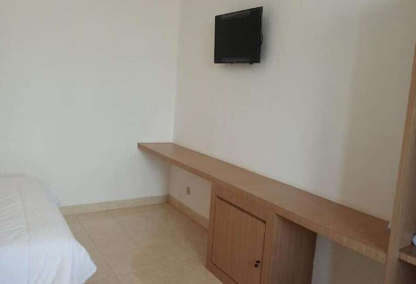 חדר משפחתי, Guest House Simalem