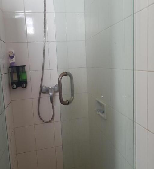 חדר משפחתי, Guest House Simalem