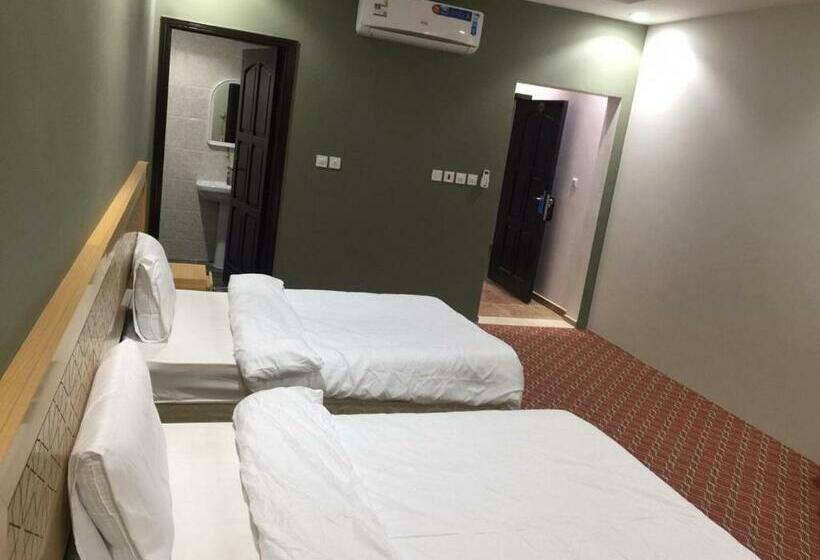 Family Suite, Kol Alayam